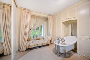 En Suite- click for photo gallery